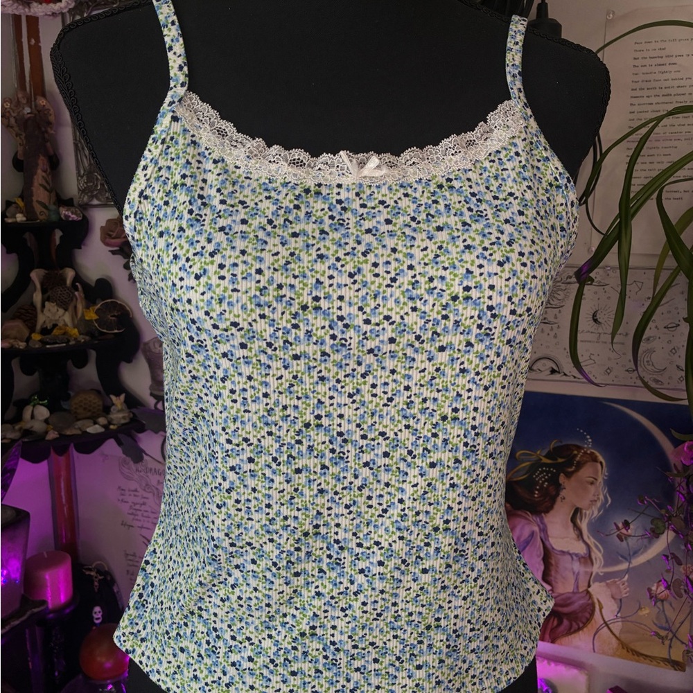 White and Blue Fitted Sleeveless Camisole